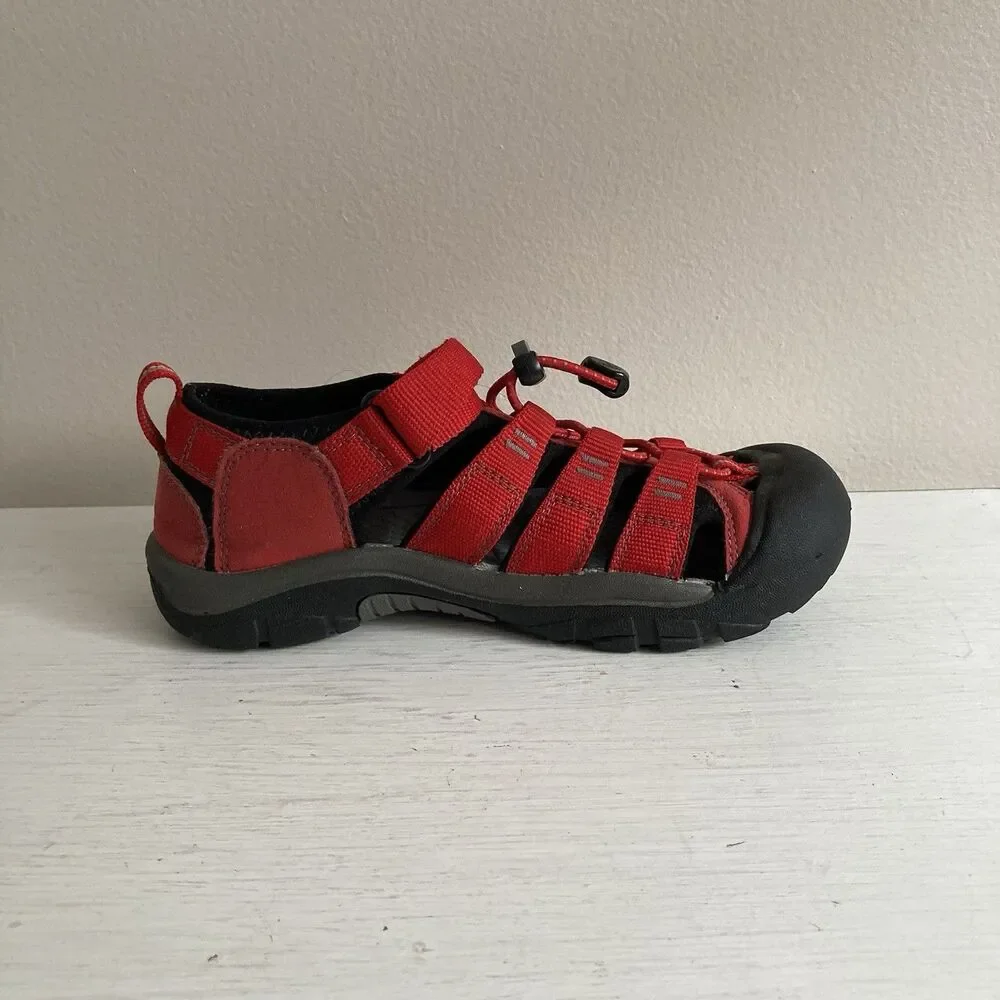 KEEN Newport H2 Waterproof Sandals Shoes 1012318 Hiking Outdoor Youth Size 3